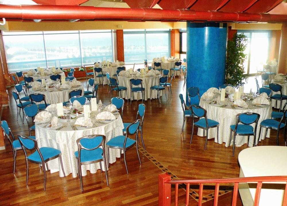 Hotel Panorama Кальяри Экстерьер фото