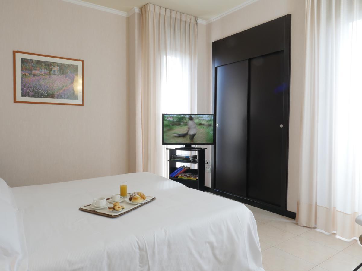 Hotel Panorama Кальяри Экстерьер фото