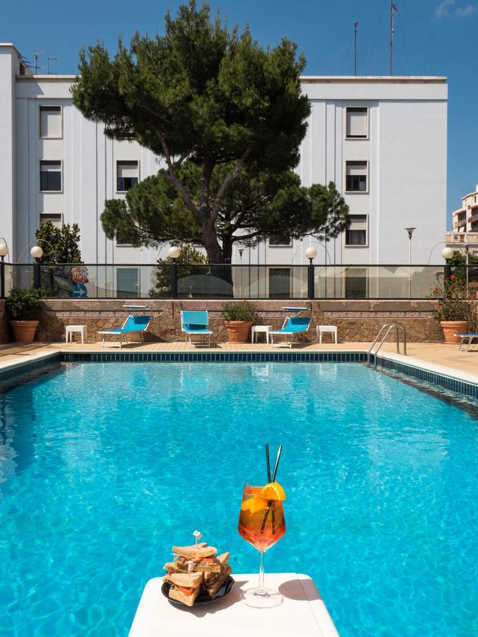 Hotel Panorama Кальяри Экстерьер фото