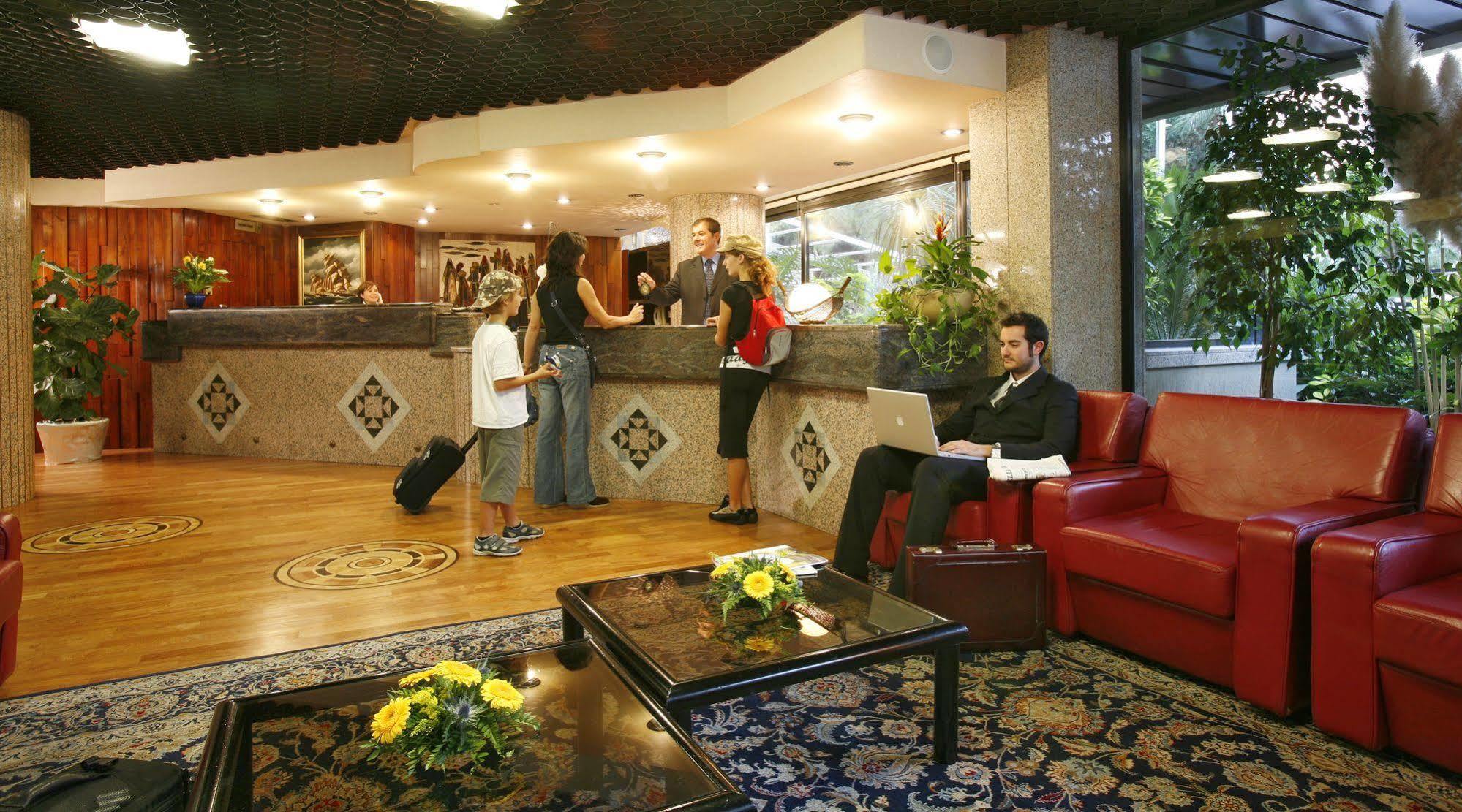 Hotel Panorama Кальяри Экстерьер фото