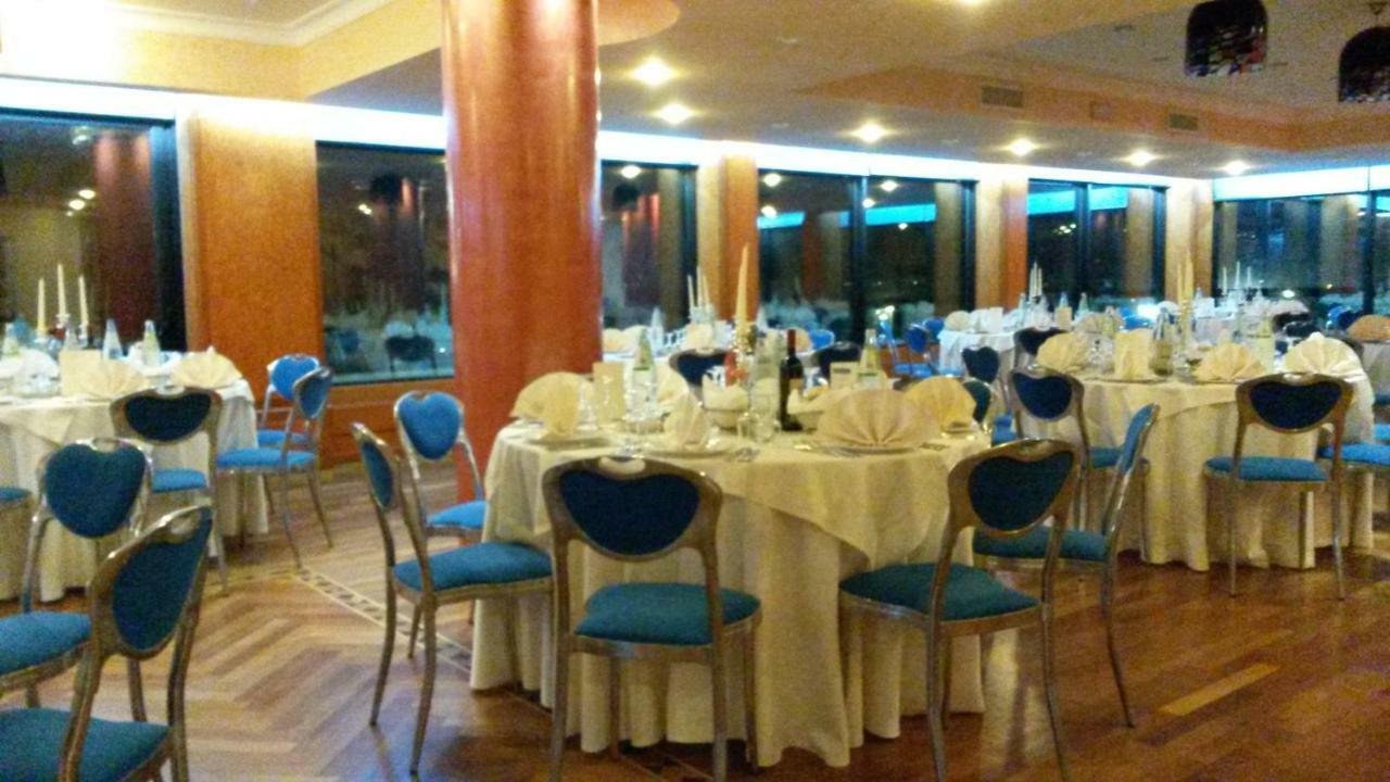 Hotel Panorama Кальяри Экстерьер фото